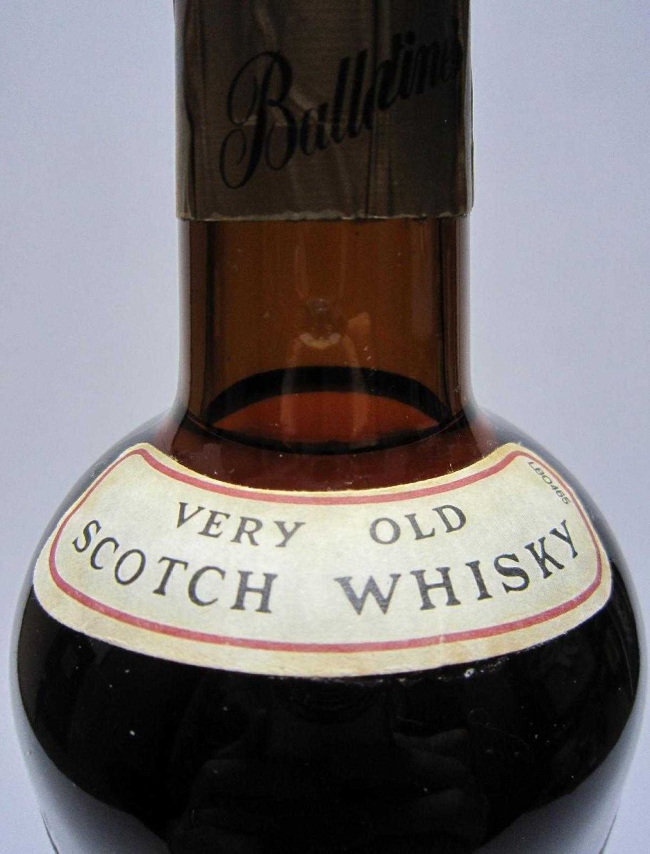 画像4: [古酒] バランタイン 30年 正規品 43度 750ml (4)