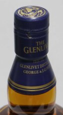 画像4: [古酒] グレンリヴェット 18年 正規品 箱付き 43度 700ml (4)
