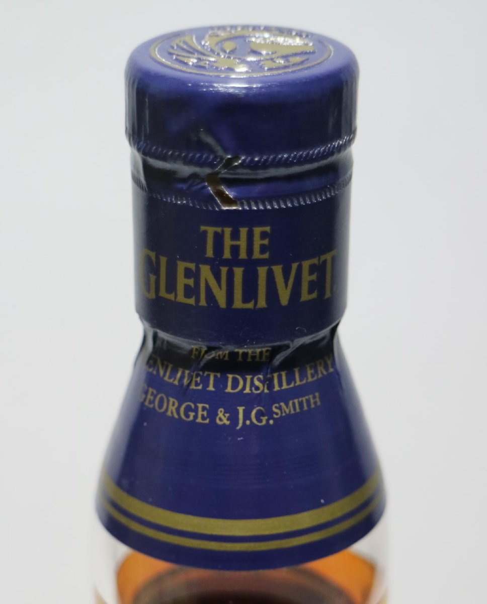 画像4: [古酒] グレンリヴェット 18年 正規品 43度 700ml (4)