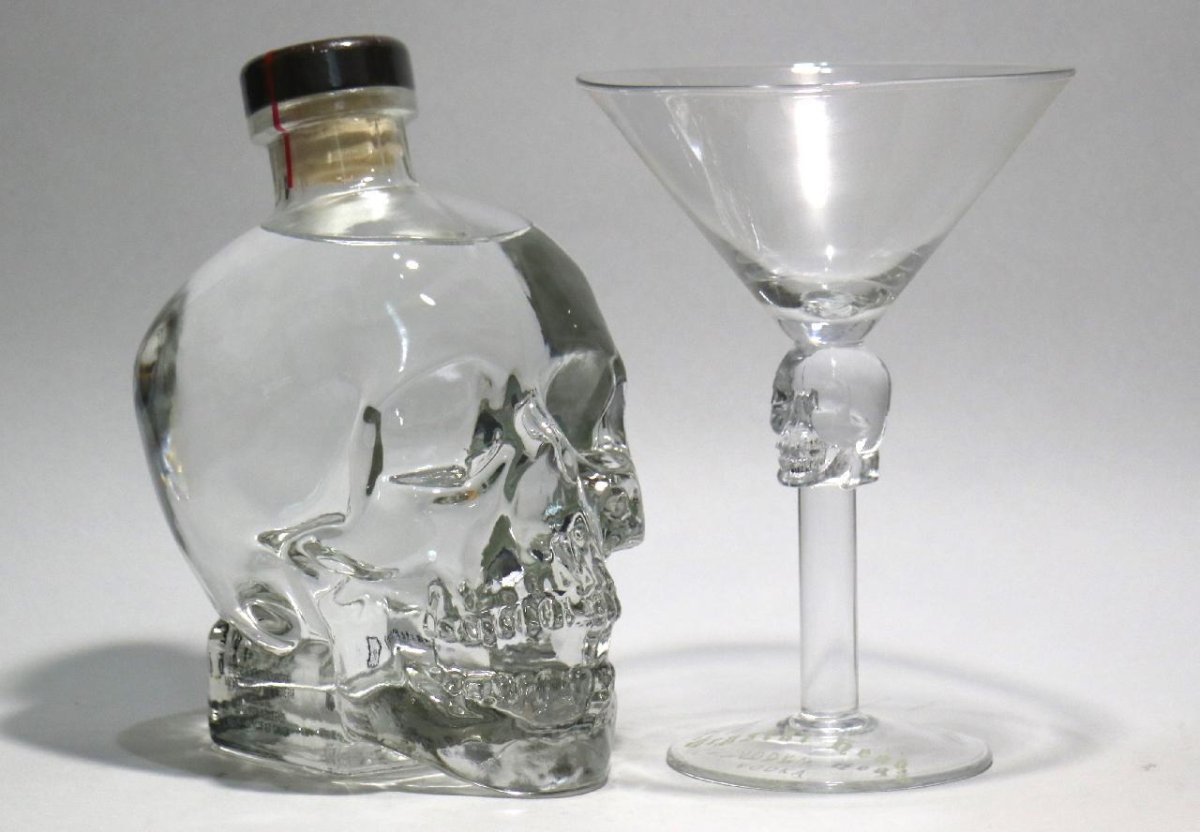 画像2: [特価] クリスタルヘッド ウォッカ マティーニグラス付き 並行品 箱付き 40度 750ml (2)