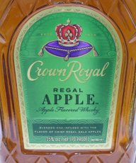 画像2: [特価] クラウンロイヤル （クラウンローヤル）  アップル 並行品 箱ナシ 35度 1000ml (1L) (2)
