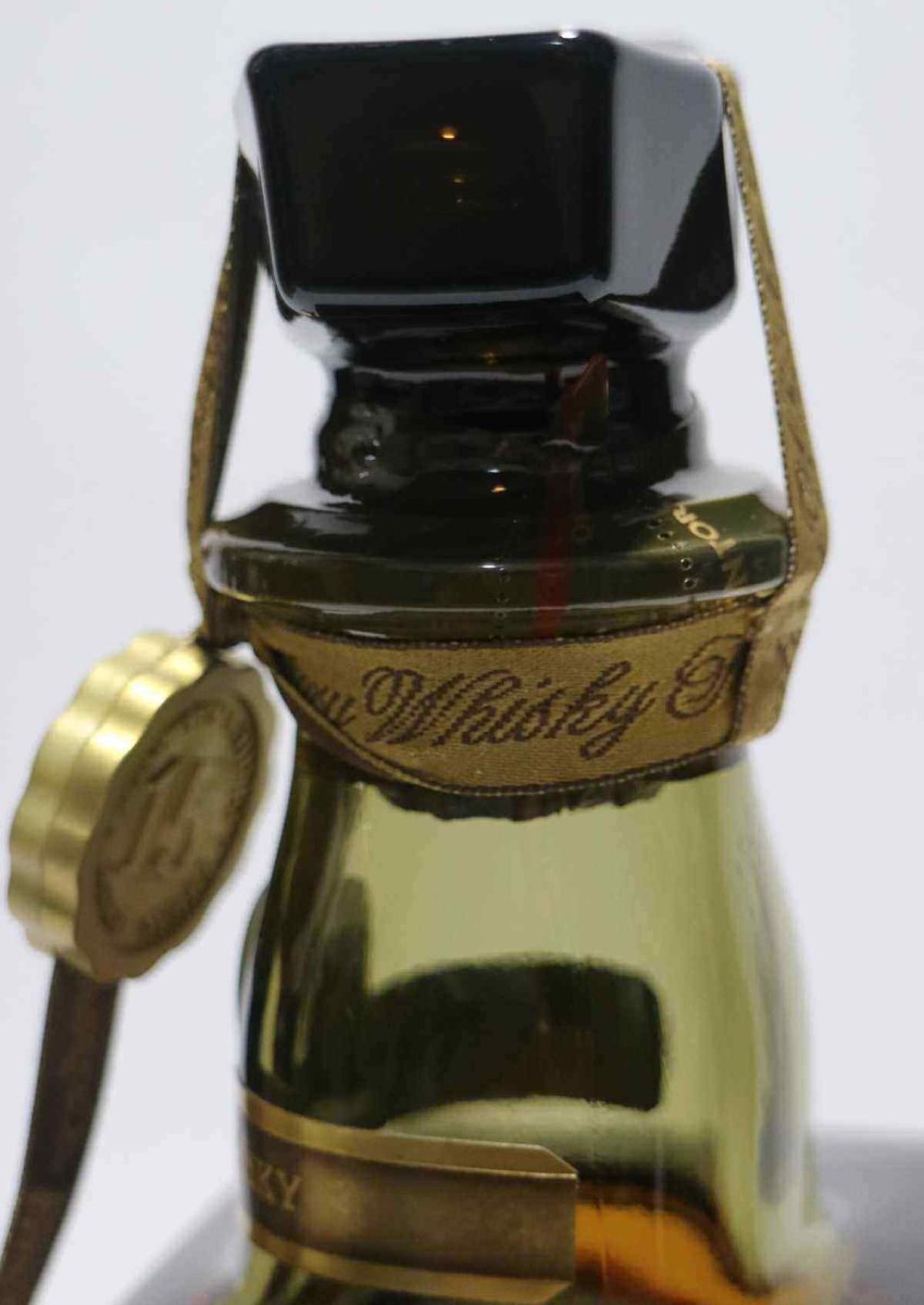 画像5: [古酒] サントリーウイスキー ローヤル 15年 ゴールドラベル ブラウンボトル 43度 750ml (5)
