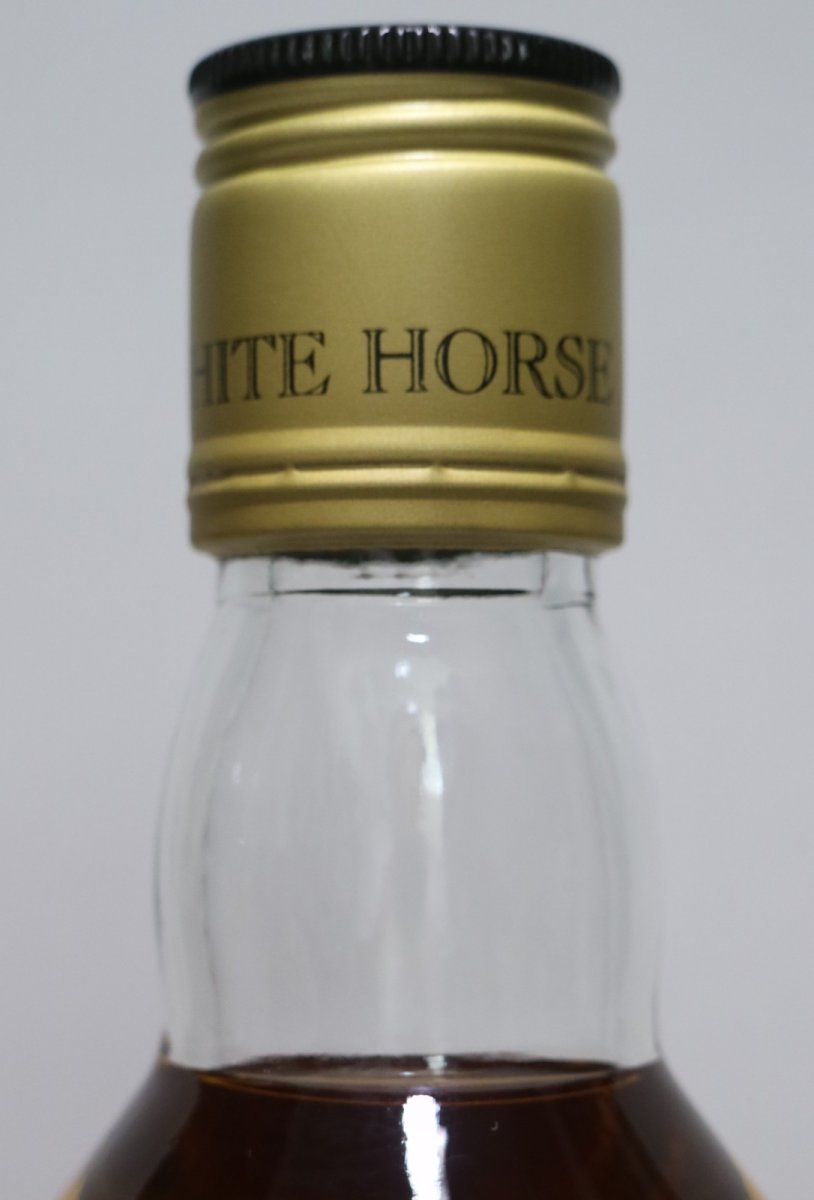 画像4: [古酒] ホワイトホース 8年 ファインオールド 正規品 43度 750ml (4)